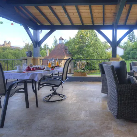 ゲストハウス La Du Mont *