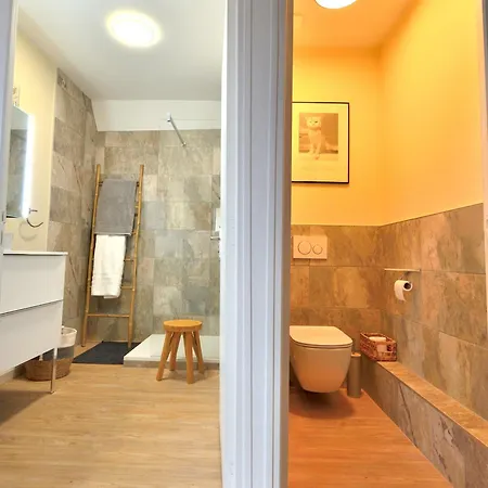 La Du Mont ゲストハウス グールドン・アン・ケルシー