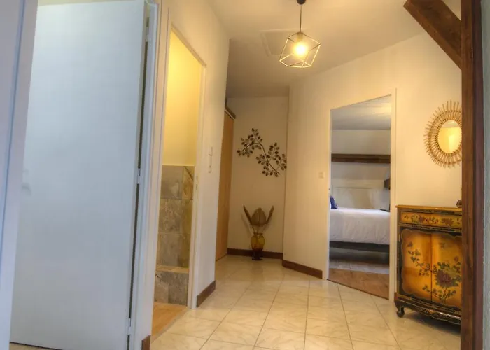 La Du Mont グールドン・アン・ケルシー