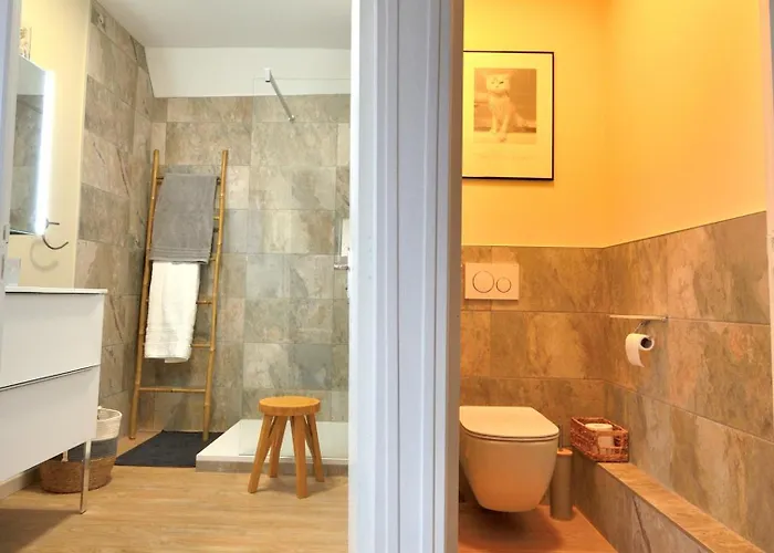 La Du Mont ゲストハウス グールドン・アン・ケルシー