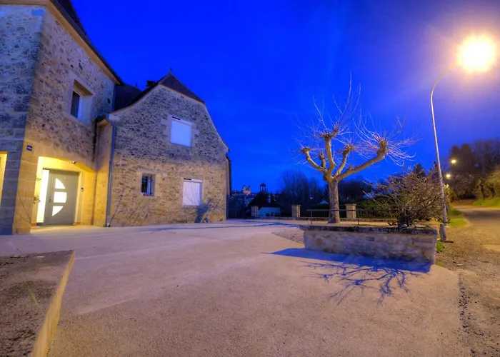 ゲストハウス La Du Mont *